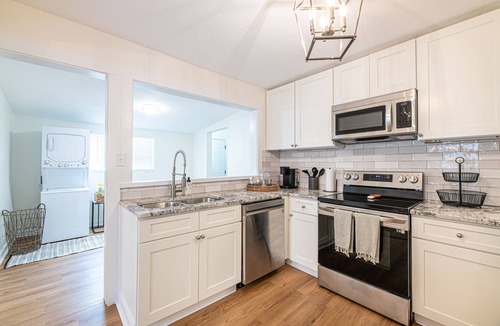 Clinton House | Cozy Cottage by the Clinch River