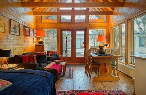 Hveragerdi House | Cozy Cottage in Hveragerdi