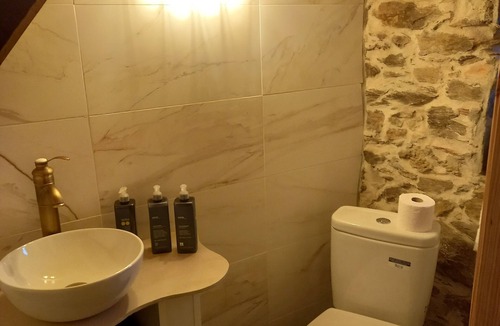 Gois Cottage | Cozy Cottage Mountain Pet-Friendly