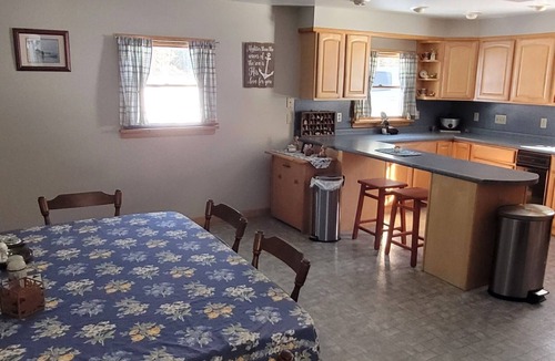 Ellsworth House | Cozy Cottage on Beautiful Branch Lake with Private Beach & Dock close to Acadia