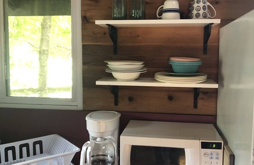 Baiting Hollow Cottage | Cozy Cottage Steps from Private Beach