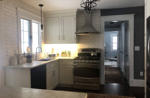 Firthcliffe House | Cozy Cottage minutes to West Point