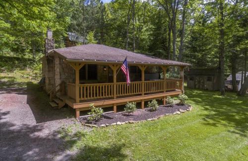 McHenry House | Cozy Cottage