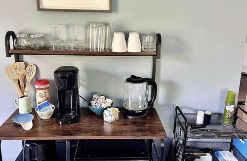 Olean Cottage | Cozy Country Get Away Suite with a view of the Enchanted Mountains
