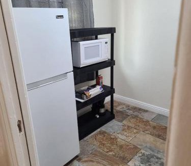 Victorville Apartment | Cozy Cove 6