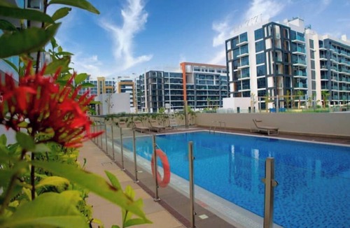 Bur Dubai Apartment | Cozy Crib!