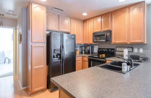 North Gateway Condo | Cozy Desert Condo with Office in Phoenix/Anthem