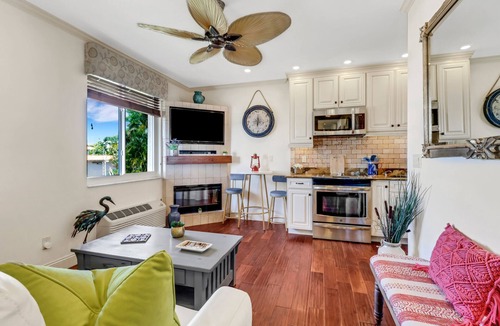 Naples Resort | Cozy Designer Studio with Water views of Marina in Port of The Islands Naples!