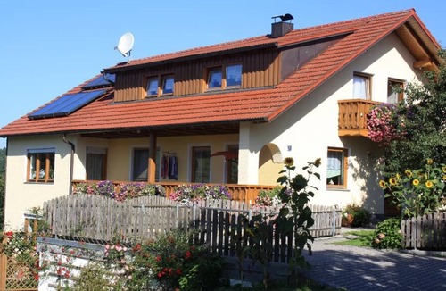 Eging am See Apartment | Cozy double room 3(17sqm) with separate kitchen