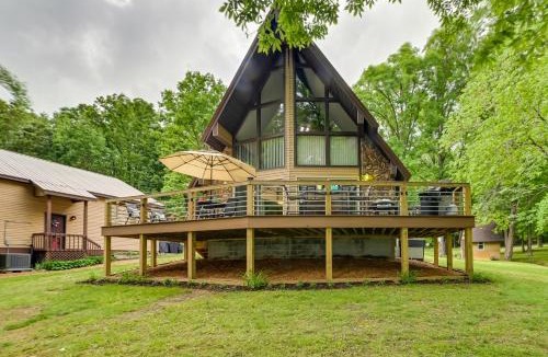 Dover House | Cozy Dover Home w/Boat Dock, Fire Pit & Deck!