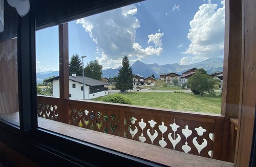 Crest-Voland Apartment | Cozy duplex for 4 in Crest-Voland, near slopes, parking, wifi