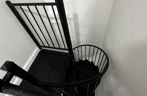 Ukrainian Village Apartment | Cozy East Village 3 Bedroom Duplex