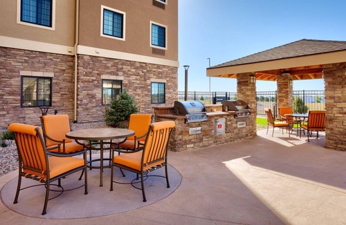 Cheyenne Condo | Cozy, Equipped, Spacious | Suite with FREE Breakfast, Hot Tub Access