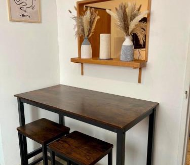 Clermont Ferrand City Centre Apartment | Cozy equipped studio and parking - city center