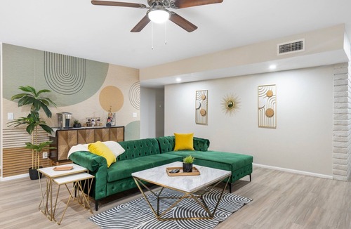 North Mountain House | Cozy Escape-Heated Pool-Perfect Location-SpringTRN