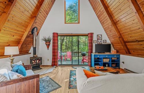 Berkeley Springs Villa | Cozy - Experience It All