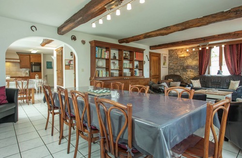 Humain House | Cozy family home in Humain