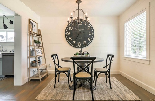 Circleville Cottage | Cozy Farmhouse-style Cottage by Mighty 5 Ntl Parks