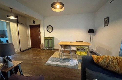 Quartier Branville Apartment | Cozy flat near downtown