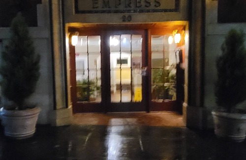Alphabet Historic District Apartment | Cozy, fully furnished studio located in the Historic empress building!