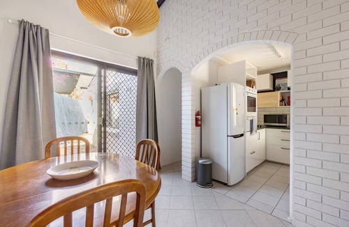 Mount Lawley Villa | Cozy, functional unit walkable to most amenities