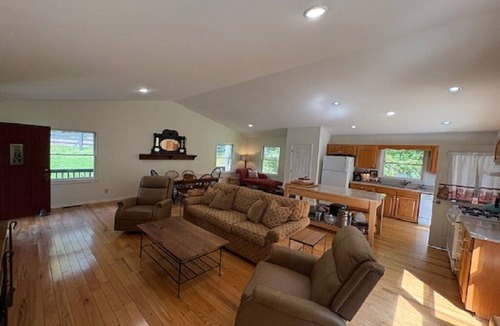 Cullowhee House | Cozy Getaway at Two Willows Horse Farm, near Lake Glenville, Highlands, Cashiers