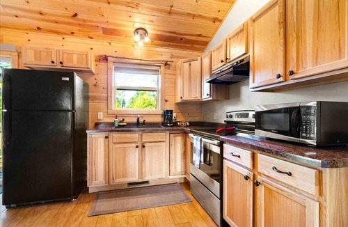 Nekoosa House | Cozy getaway near Lake Camelot - short drive to Sand Valley Golf Course- Pet Friendly!