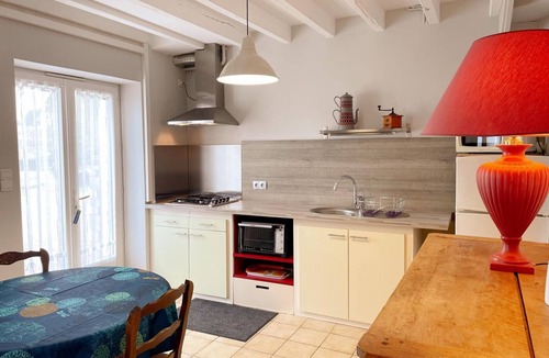 Couffy Cottage | Cozy Gîte with Private Terrace, Garden View, and Modern Amenities in Couffy