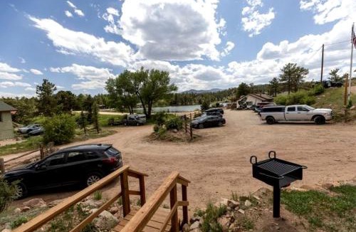 Red Feather Lakes House | Cozy Glamping Cabin in Red Feather Lakes, Perfect for an Escape to the Rocky Mountains