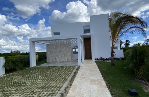 San Pedro de Macoris Villa | Cozy Golf course villa