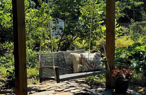 Drayton Apartment | Cozy Guest Suite in desirable Converse Heights