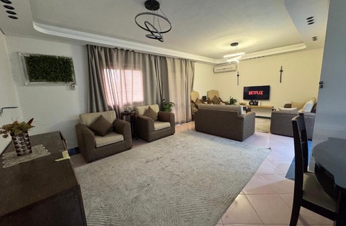 Heliopolis Apartment | Cozy Heaven - Near Airport 10 mins to CAI Airport