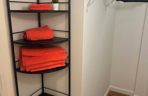 Cliftondale Apartment | Cozy Hideaway Studio 12 minutes from ATL airport for your quick Getaway or more!