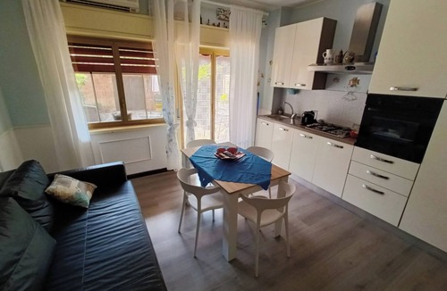 Sant'Alessio Siculo Apartment | Cozy Holiday Home by the Sea just minutes from Taormina