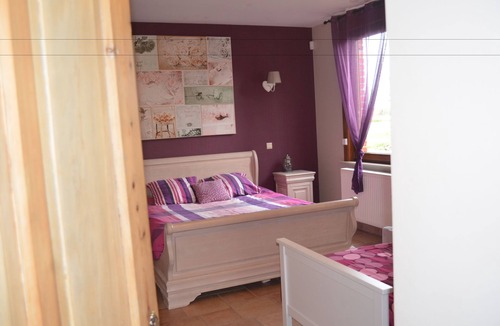 Le Bizet House | Cozy Holiday Home in Ploegsteert With a Garden