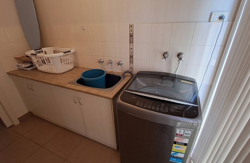 Mildura House | Cozy Holiday House 5 minute drive to City Centre