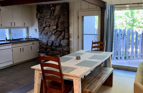 Eden Isle House | Cozy home across from Red Apple Inn and 20 minutes from Little Red River!
