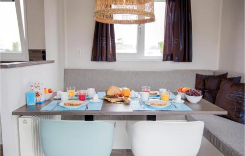 Breukelen House | Cozy Home In Breukelen With Wifi