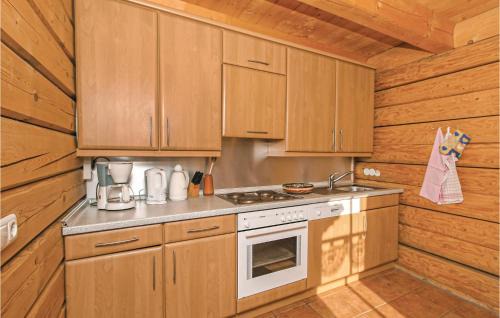 Regenhutte House | Cozy Home In Bayerisch Eisenstein
