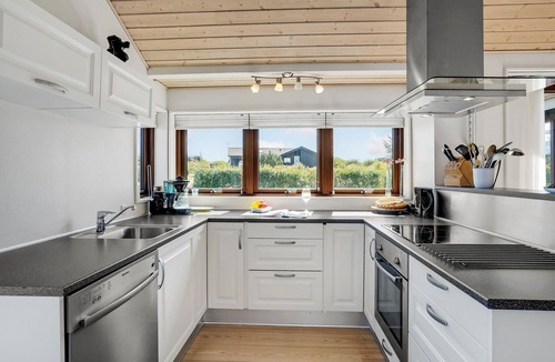 Krejbjerg House | Cozy home in Ejstrupholm with sauna