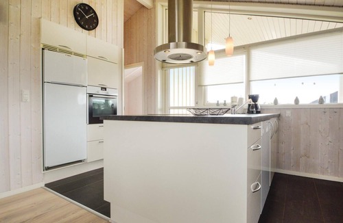 Flovt Strand House | Cozy home in Haderslev with sauna
