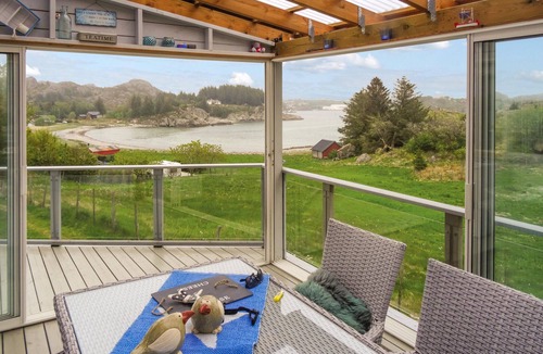 Egersund House | Cozy home in Hellvik with WiFi
