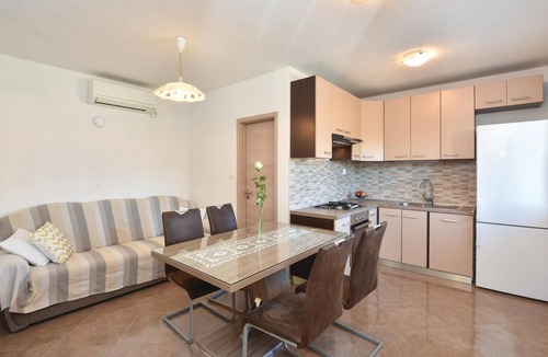 Mejasi House | Cozy home in Split with private swimming pool, can be inside or outside