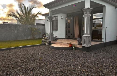 Centre de Flacq Apartment | cozy home