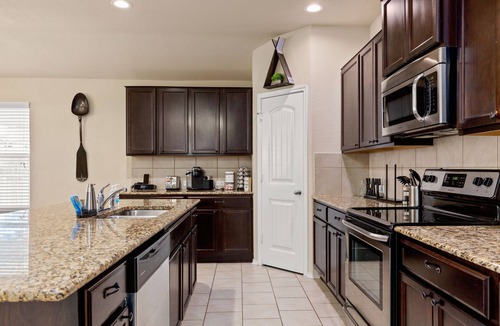Solana Ridge House | Cozy Home Near AF BMT Lackland, Seaworld, Riverwalk, Six Flags & More