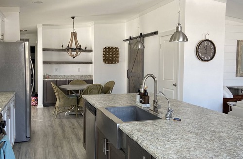 Frontenac House | Cozy home on Frontenac Pond