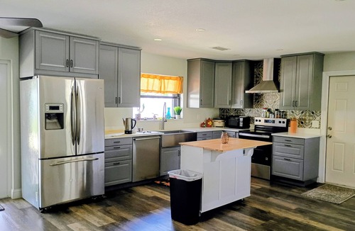Rockledge House | Cozy home, short walk to Indian River Lagoon!
