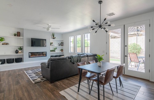 Sonoran Foothills House | Cozy Home w/Incredible Backyard, BBQ, Putting and Gas Fire Pit