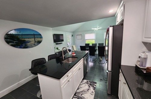Marstons Mills House | Cozy home, walking distance to Hamblin Pond Beach