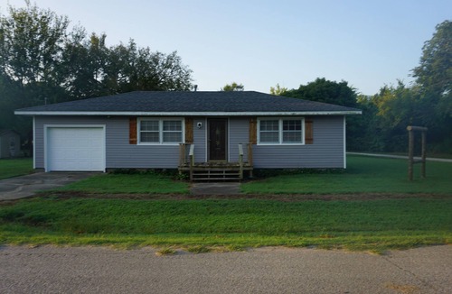 West Mineral House | Cozy house close to public land areas for recreation!